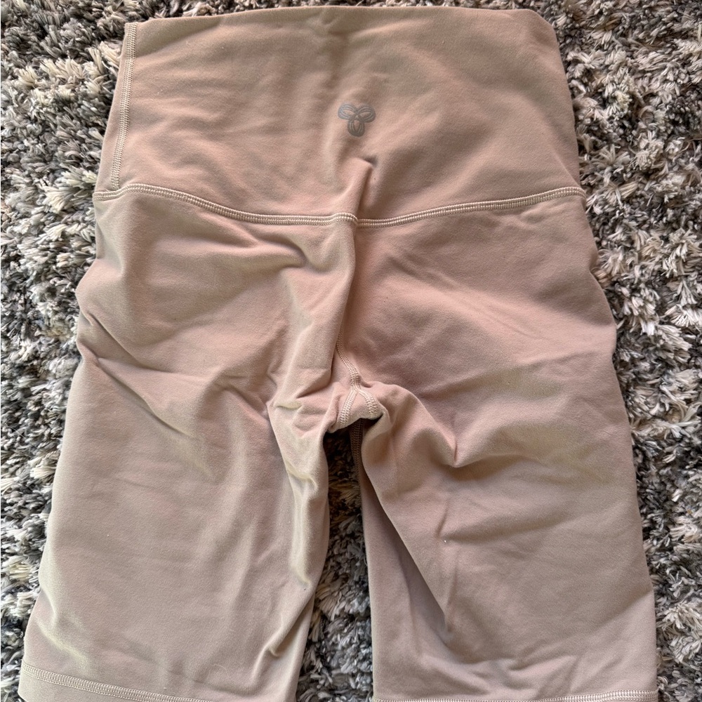 tna shorts 7” taupe